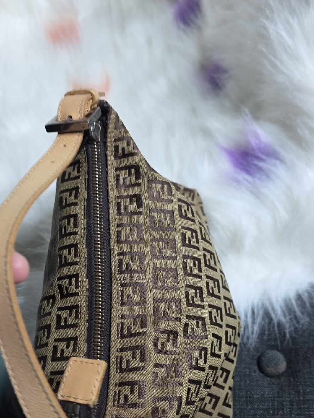 Authentic Fendi Brown Zucca Monogram Shoulder Pochette - Picture 4 of 6